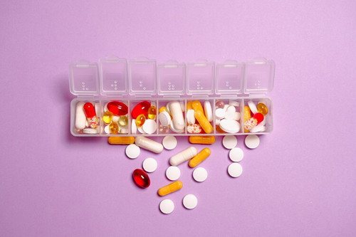 Ini dia berbagai pilihan multivitamin yang Parents wajib konsumsi <a href='https://id.theasianparent.com/multivitamin-terbaik-untuk-dewasa' target='_blank' >https://id.theasianparent.com/multivitamin-terbaik-untuk-dewasa</a>