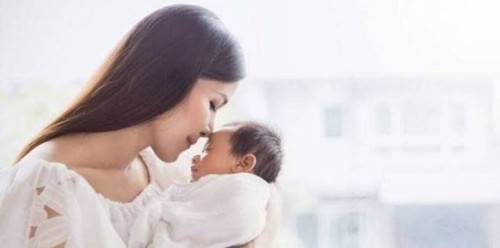 Masa pemulihan setelah bersalin jadi lebih cepat dengan jamu bersalin ini, cek <a href='https://id.theasianparent.com/jamu-bersalin' target='_blank' >https://id.theasianparent.com/jamu-bersalin</a>