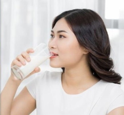 Rendah kolesterol dan rasanya enak, Parents bisa coba nih masukkan menu susu almond untuk program diet. Cek rekomendasinya dari TheAsianparent: <a href='https://id.theasianparent.com/susu-almond-untuk-diet' target='_blank' >https://id.theasianparent.com/susu-almond-untuk-diet</a>