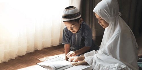 Parents bisa cek berbagai merk speaker murottal agar anak bisa belajar ngaji dengan cara yang menyenangkan. <a href='https://id.theasianparent.com/speaker-murottal-anak' target='_blank' >https://id.theasianparent.com/speaker-murottal-anak</a>