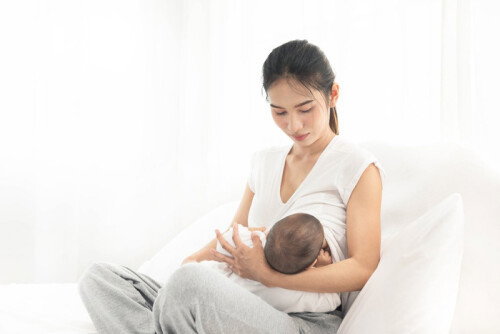 Baby Breastfed By Someone Else   🤱👶