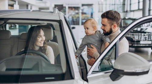 Baca review lengkapnya sebelum membeli di sini: <a href='https://id.theasianparent.com/rekomendasi-mobil-keluarga' target='_blank' >https://id.theasianparent.com/rekomendasi-mobil-keluarga</a>