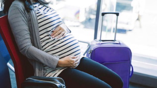 🙂 Hey mommy? 🙂 May plano ba kayong mag-travel habang ikaw ay nagbubuntis? Siguraduhing alam ito: <a href='https://ph.theasianparent.com/pregnant-and-traveling-4-tips-to-know' target='_blank' >https://ph.theasianparent.com/pregnant-and-traveling-4-tips-to-know</a>