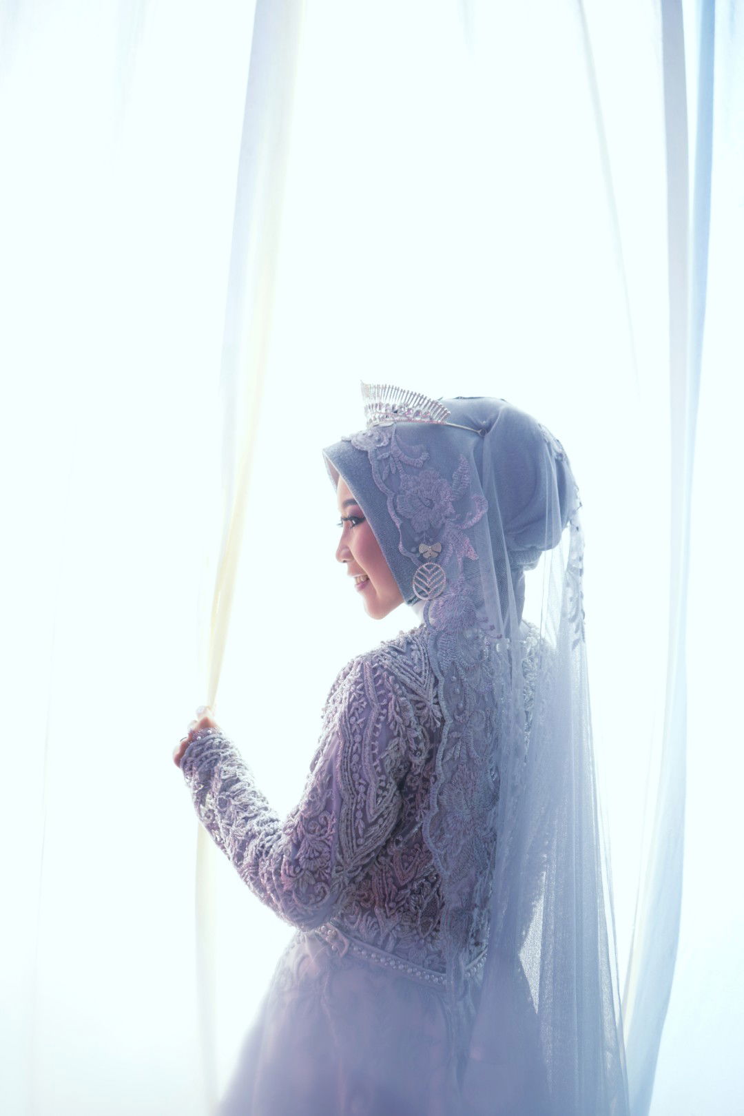 Indah Mutoharoh  profile icon