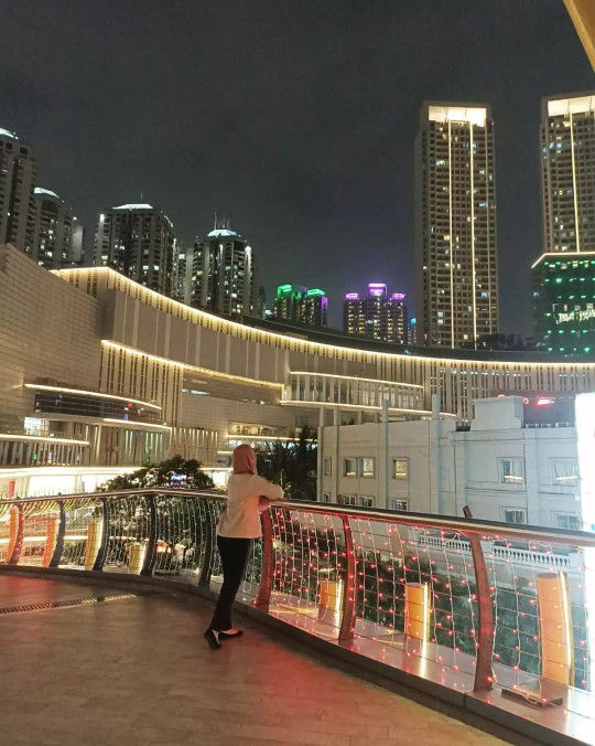 nila okta sari profile icon