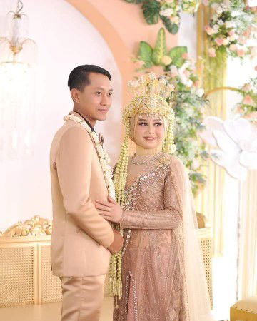 Ela Silviana profile icon