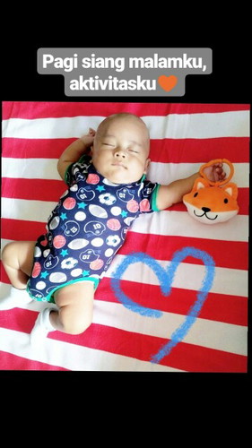 Baby 2 bulan
