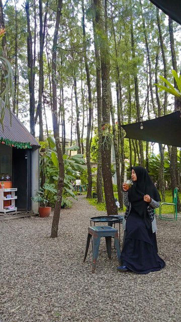 Sri Rahayu profile icon