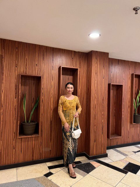 LILY CONELIA profile icon