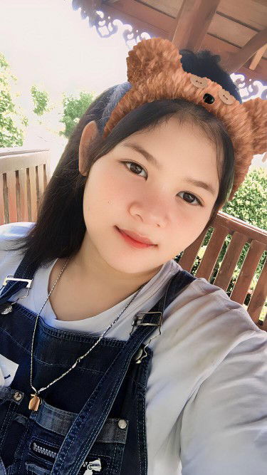 Alisa Decharan profile icon