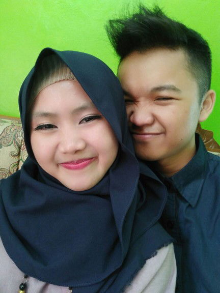 Yeni Siti Yulian profile icon