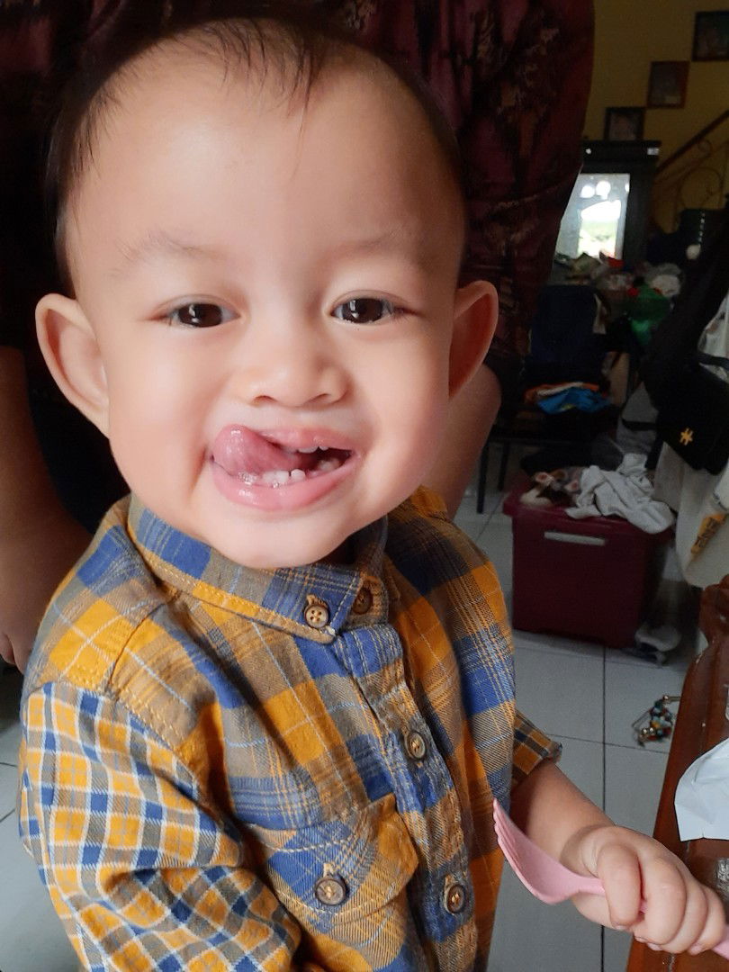 eka putri hardining tyas profile icon