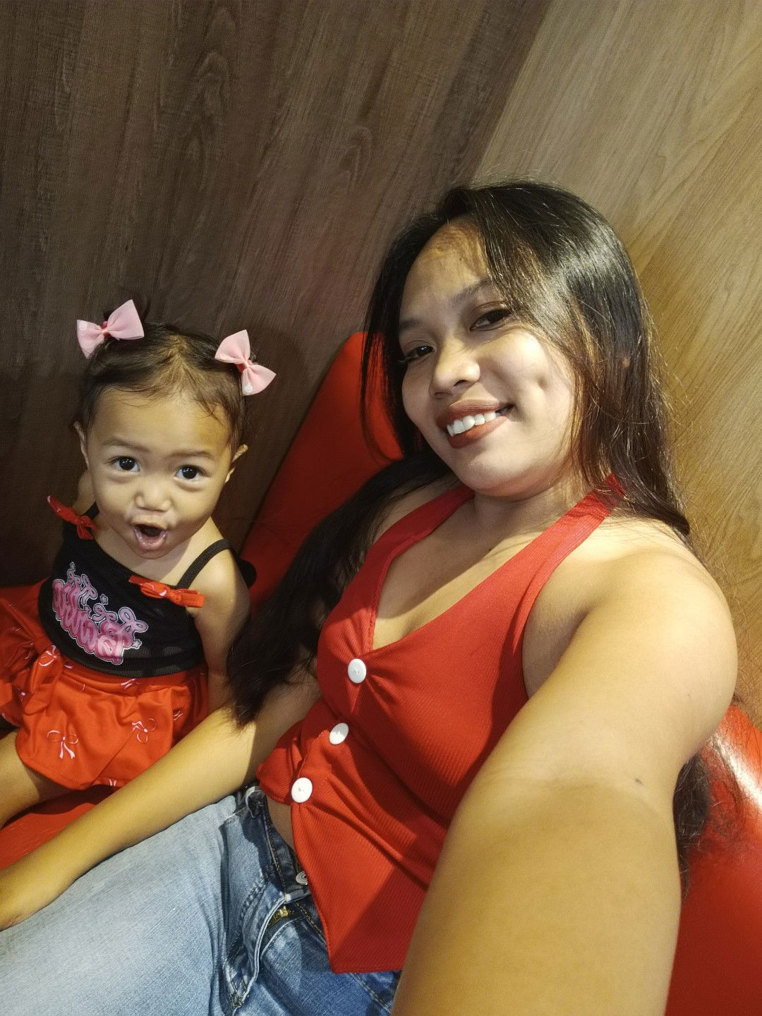 Charlotte Carungin profile icon