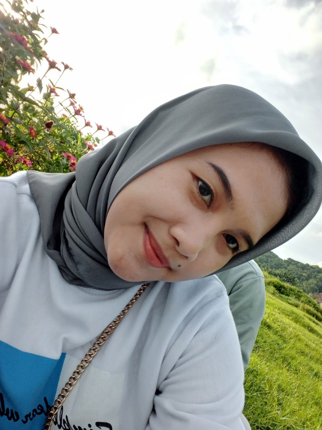 novi yanti nur rahayu profile icon