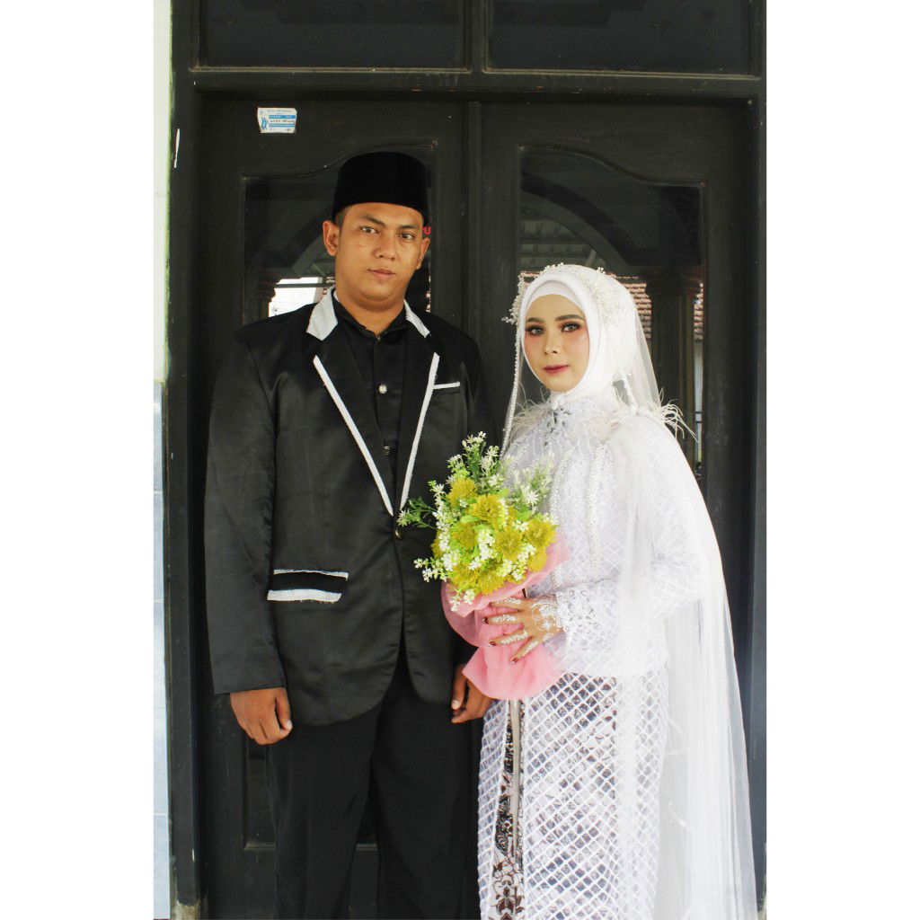 Ike Fatmawati Sekar Arum  profile icon