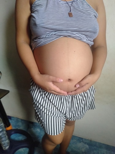 28weeks and 4 days pregnant