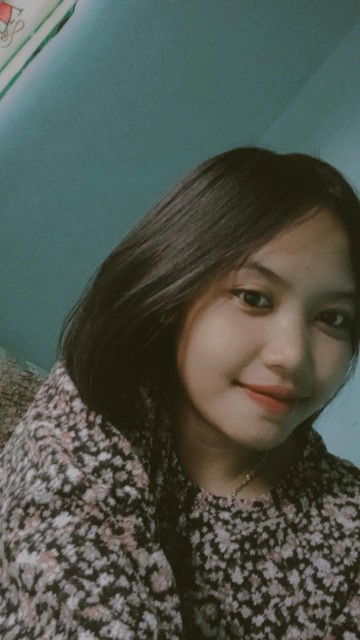 Julia Nurlaela sari profile icon