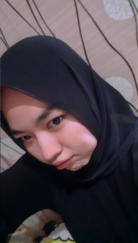 Gina Lstari profile icon