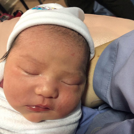 เกิดแล้วค่ะ 19/9/2019 น้ำหนัก 3,515