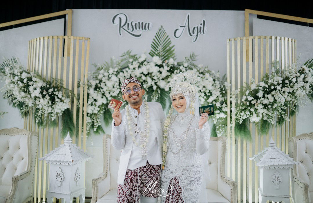 Risma Bustomik profile icon