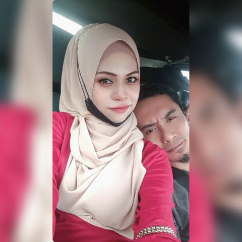 Nur Wahida profile icon