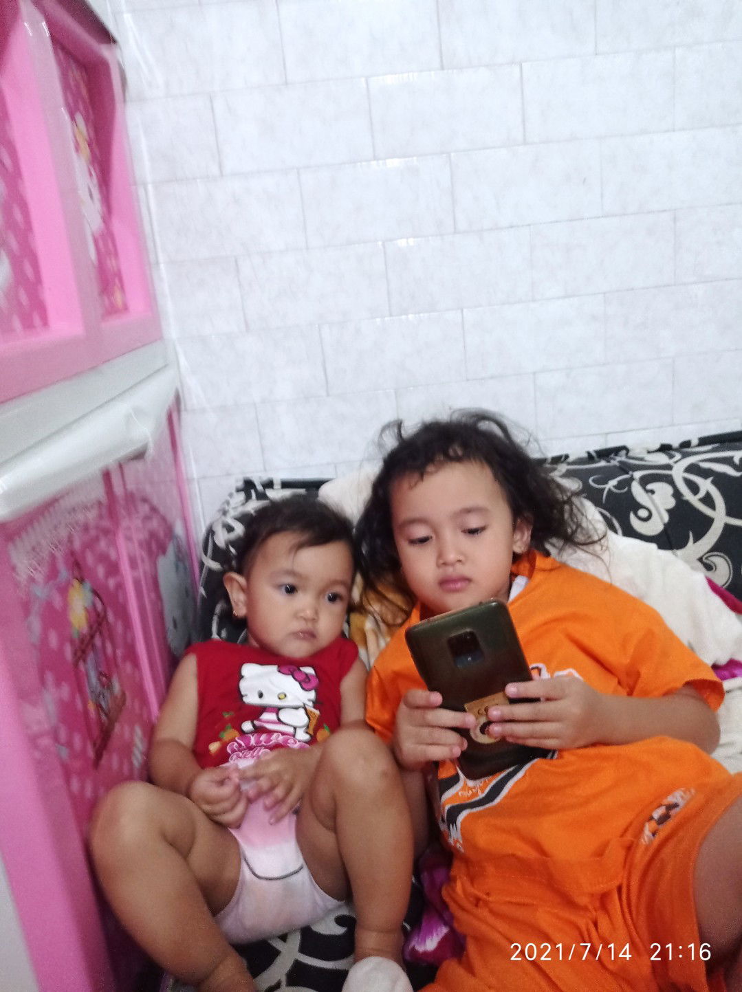 Eny Laili Nurrohmi profile icon