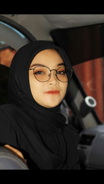 ayu ajjeng profile icon