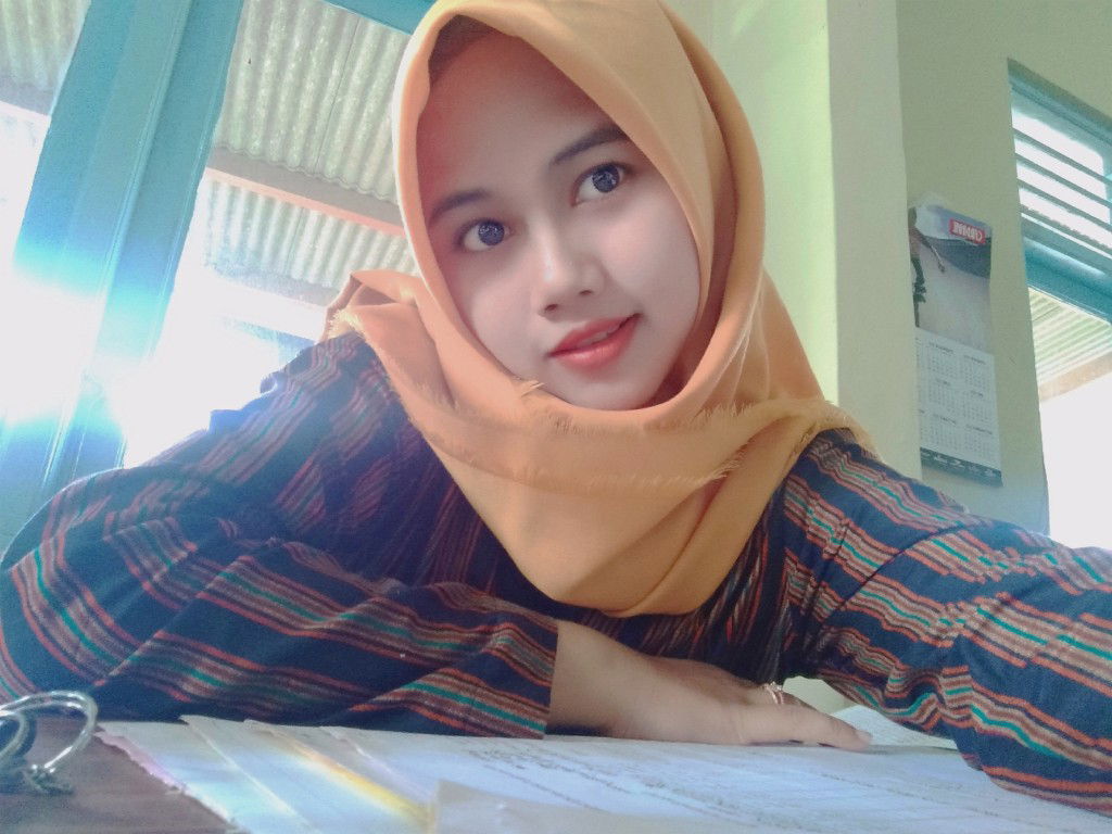 Listiana Ayu Muthia profile icon