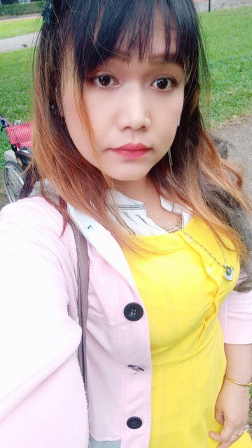 neneng eka wati profile icon