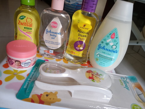 perlengkapan mandi dan skincare bayi
