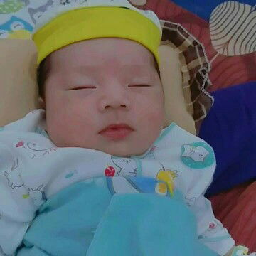 apakah rambut bayi harus dicukur ?