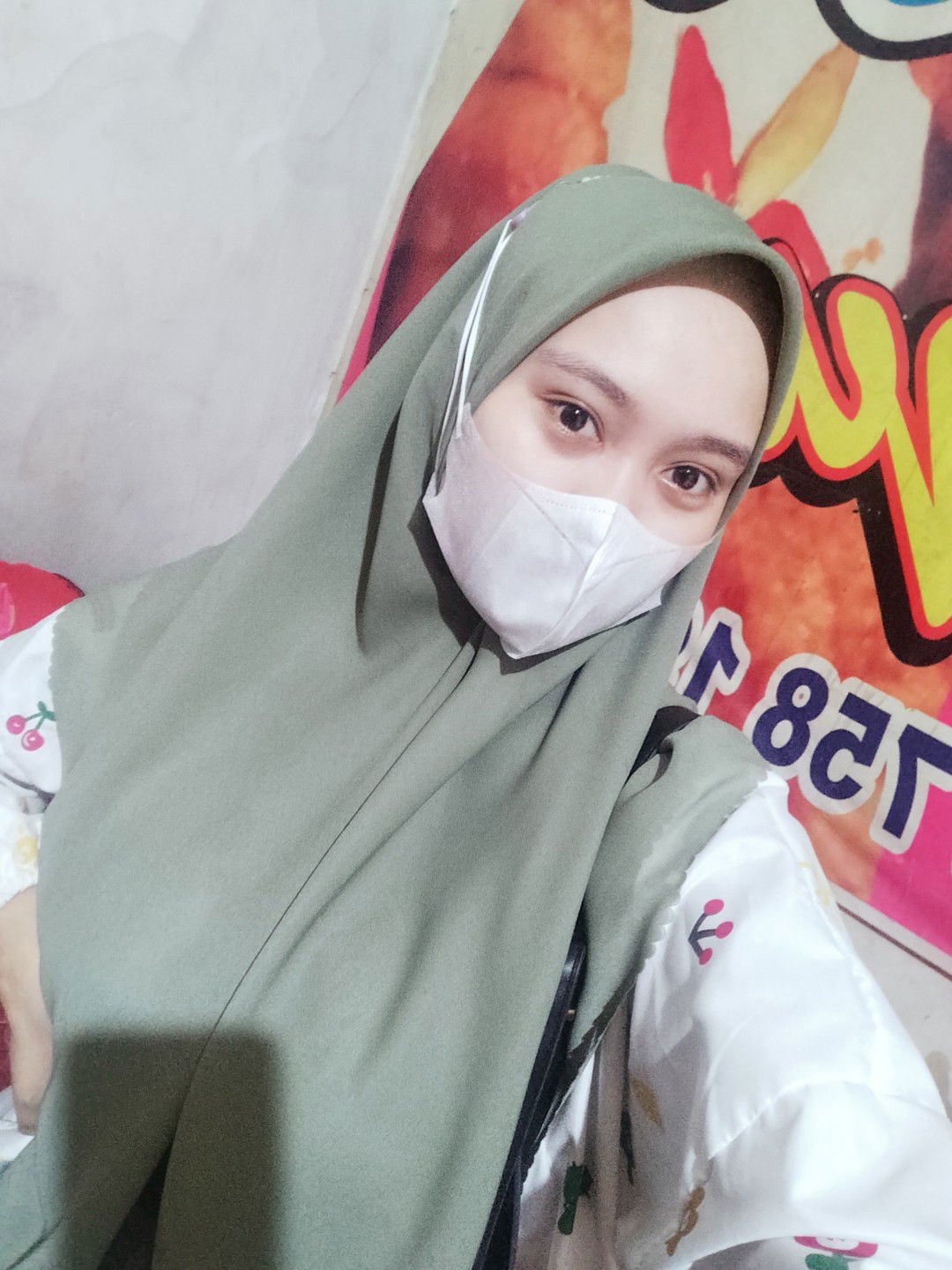 catur indah Dewi lestari profile icon