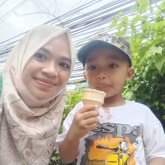 neniapriani profile icon