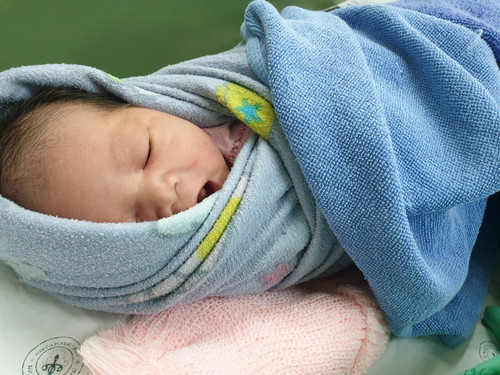 แตกแล้วจ้าา 40 week พอดี