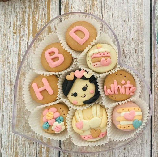 whitest profile icon