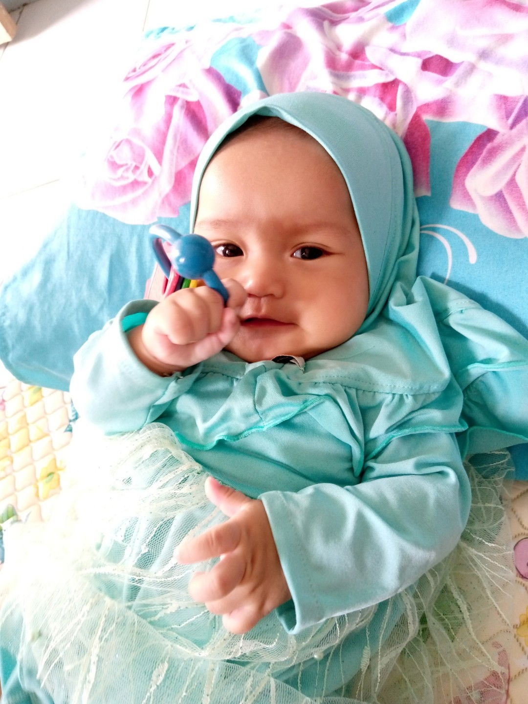 Eka Karin Saputri profile icon