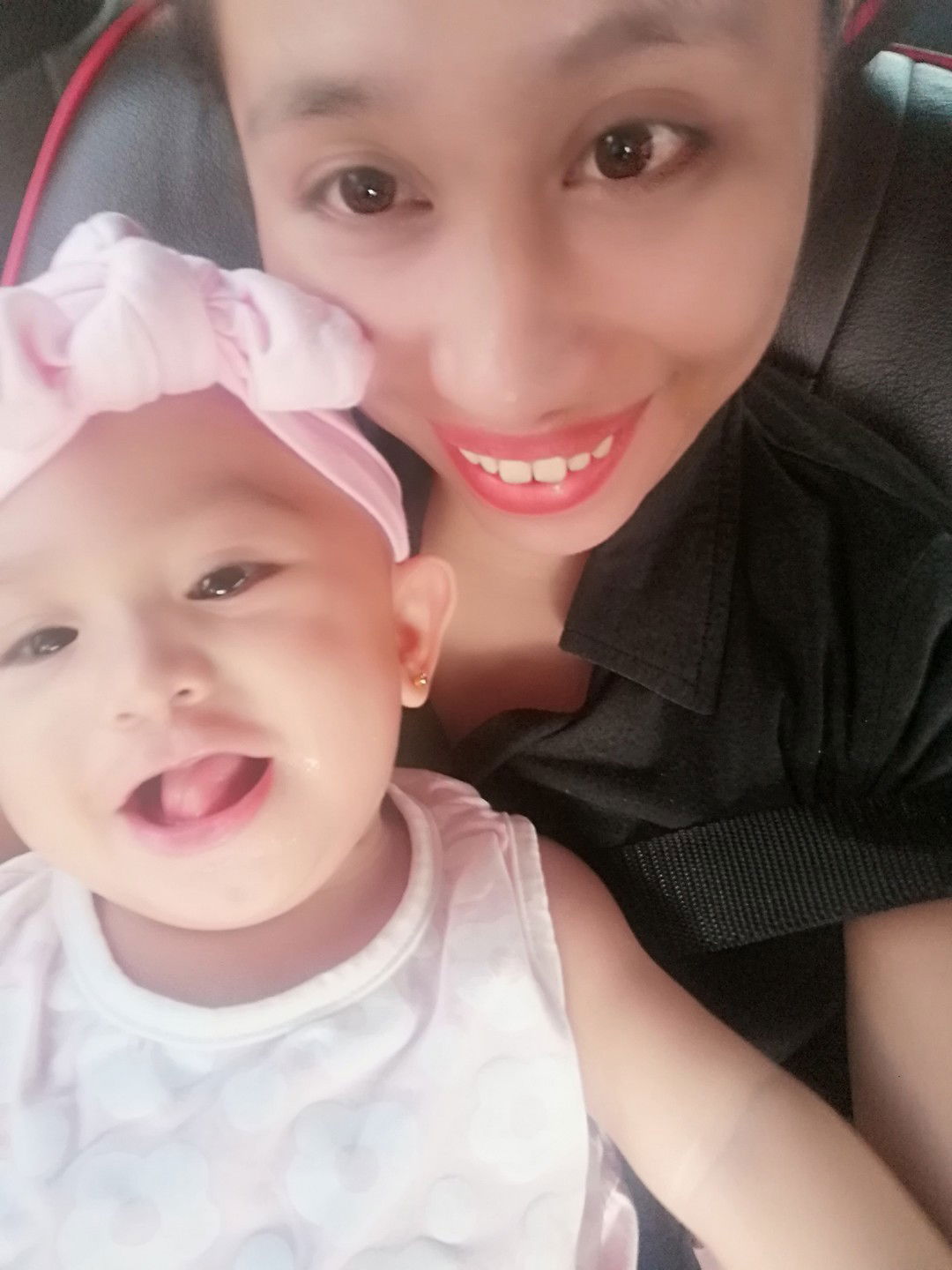 Elles Lou profile icon