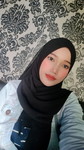 Heny Dwi Safira profile icon