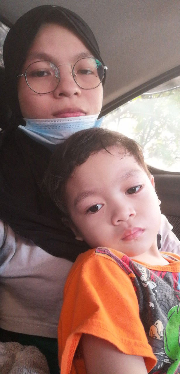 Nur Amalina profile icon