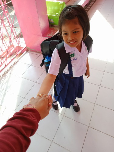 ลูกสาวคนกลาง