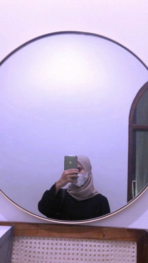 Nadia Gustiranti  profile icon