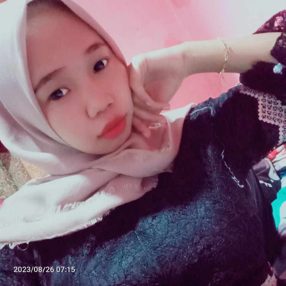 Sri Rahayu profile icon