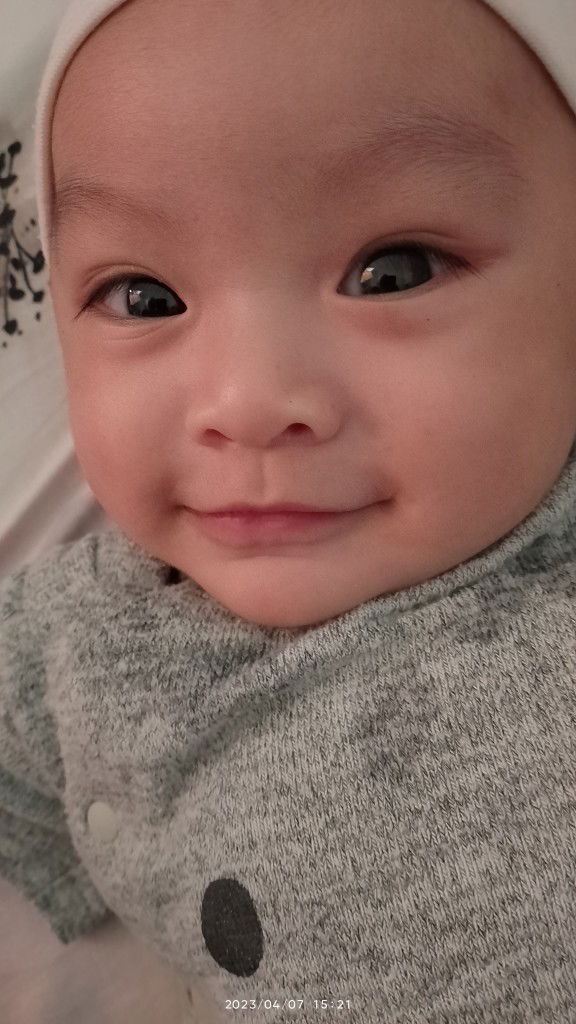 Ezza Farhanieza profile icon