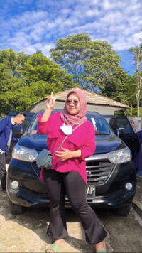 Elsa Fitrasanti profile icon