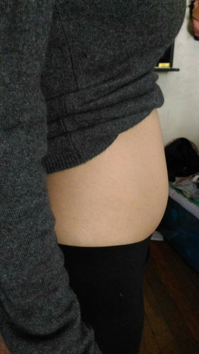 4months preggy.