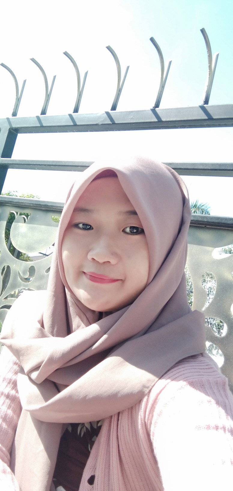 Dwi Aya profile icon