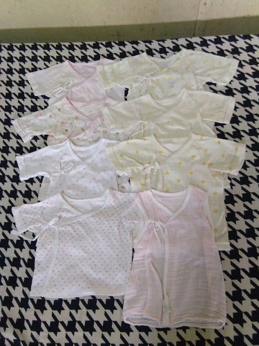 เสื้อผูกหน้าผ้านิ่มเด็ก0-3เดือน