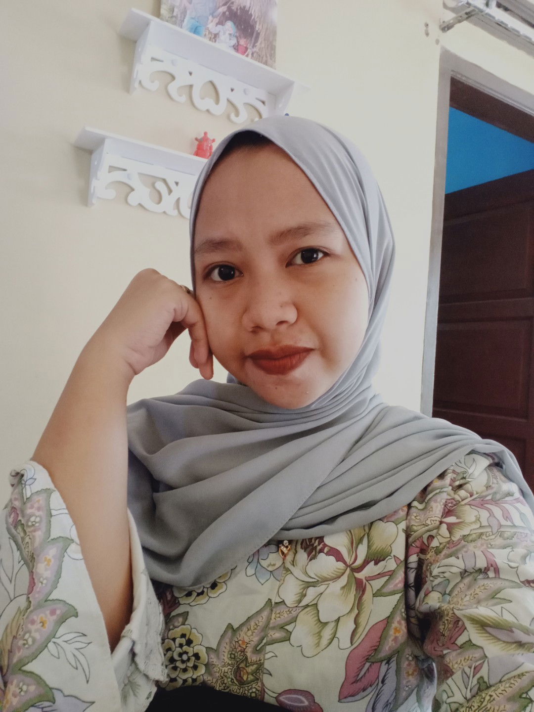 Leni Nurlaeni profile icon