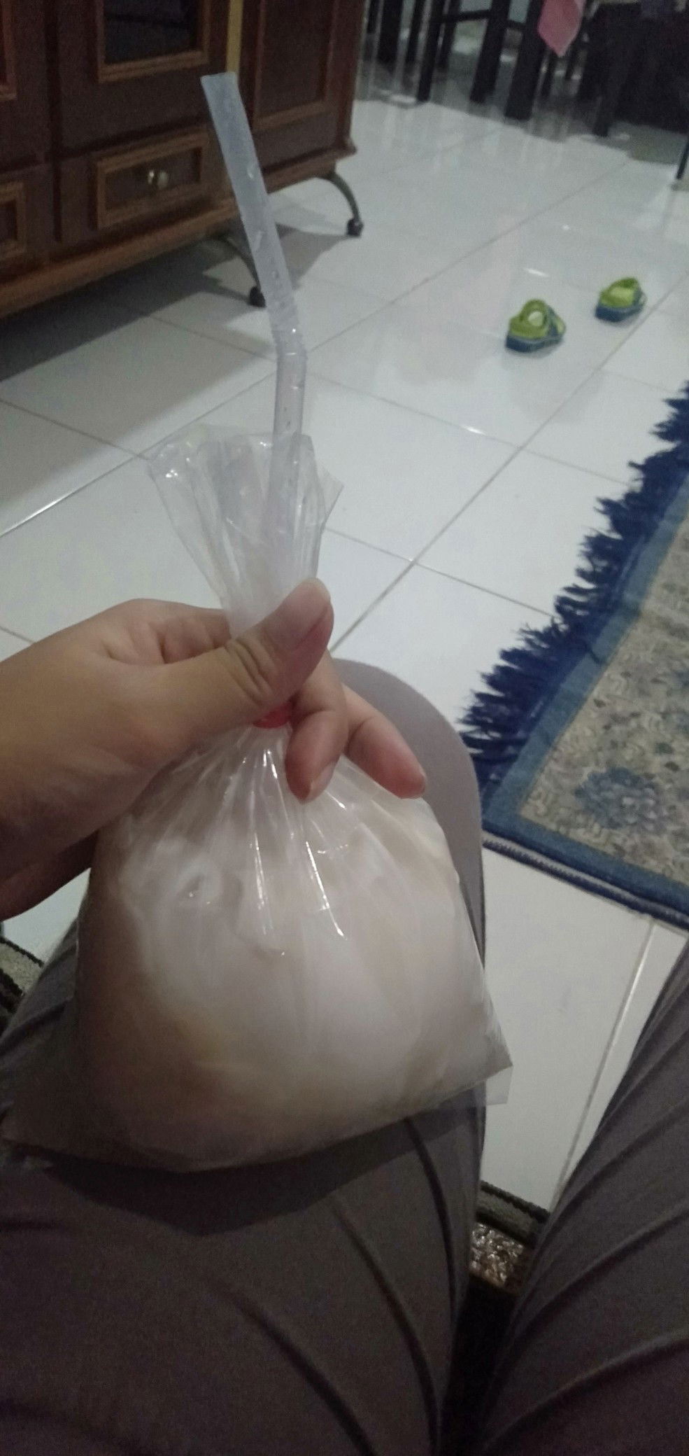 air kelapa muda??