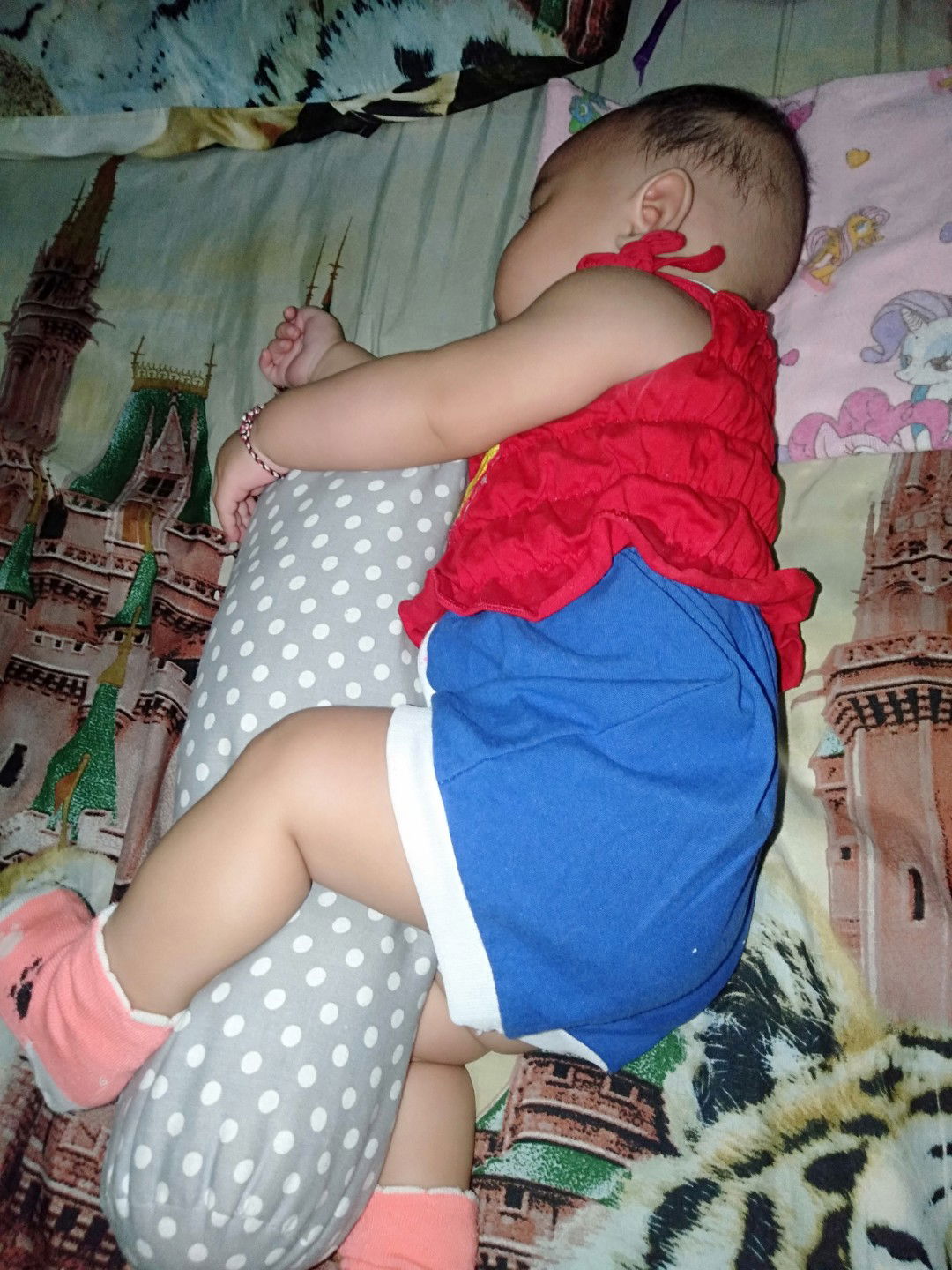 telungkup wktu tidur..